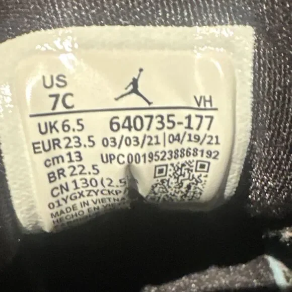 Air Jordan 1 Mid TD 'Black Gold' Size 7C 640735-177 with box - Picture 9 of 11